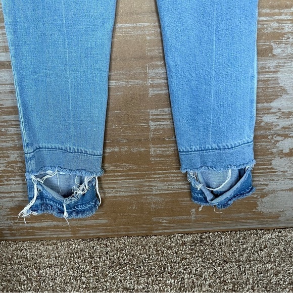 Abercrombie & Fitch Ultra High Rise Ankle Straight Jeans Light Wash Womens 25 - Picture 4 of 5